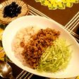 暑い夏を乗り切ろう!ピリ辛肉味噌丼