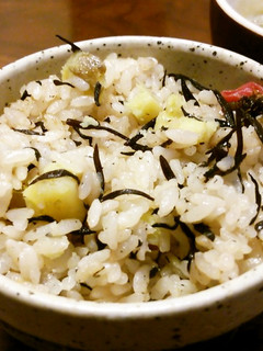 ひじきイモごはん♪-レシピのメイン写真