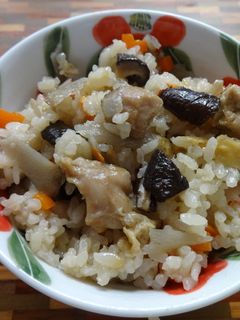 具だくさん!五目炊き込みご飯(^^)-レシピのメイン写真