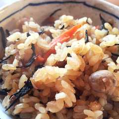 รูปของ 福豆で炊き込み御飯