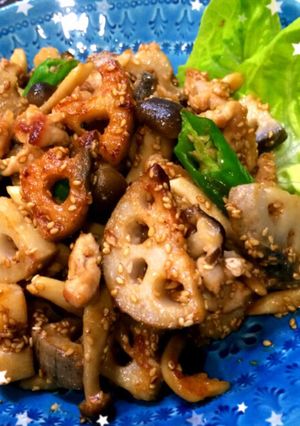 簡単★シャキシャキ！蓮根の胡麻味噌炒め-レシピのメイン写真