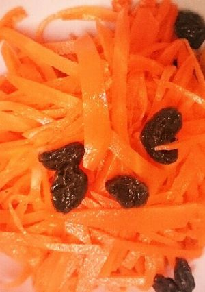 にんじんとレーズンのサラダ♪ラペ大量消費-レシピのメイン写真