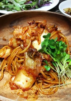 キムチ焼きそば 肉ナシでも充分美味しい！-レシピのメイン写真