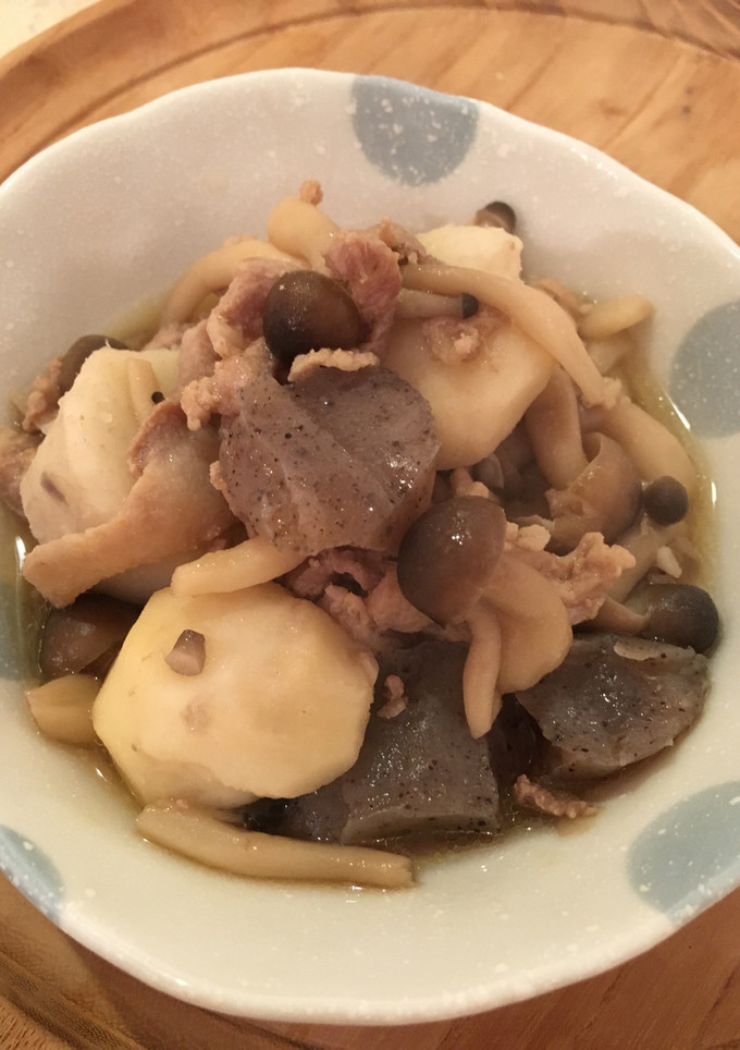 里芋 豚肉 しめじ こんにゃくの簡単煮-レシピのメイン写真