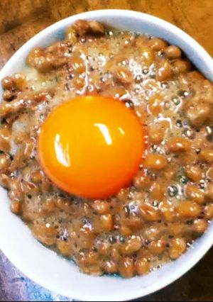 卵かけ納豆めかぶご飯-レシピのメイン写真