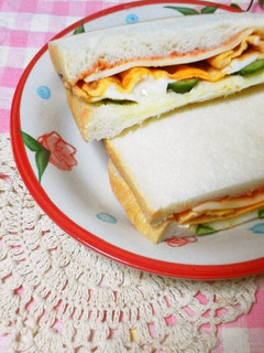 卵焼きでチーズが溶ける!美味サンドイッチ-レシピのメイン写真