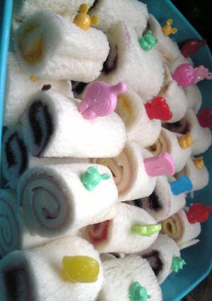 お弁当にピッタリ♡ウキウキロールパン☆-レシピのメイン写真