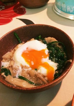 天かすでおかず！キノコと春菊のすき焼き風-レシピのメイン写真