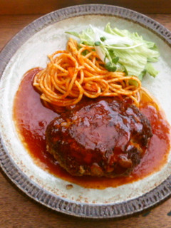 ご飯がススム☆カレーハンバーグ♪-レシピのメイン写真