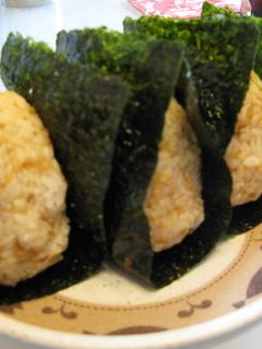 おかかごまおにぎり-レシピのメイン写真