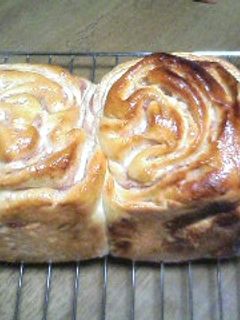 ソルダムジャム折込パン-レシピのメイン写真