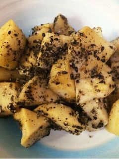 レンジで簡単!里芋のごま和え♪-レシピのメイン写真