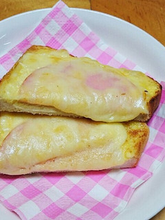 ハムチーズトースト-レシピのメイン写真