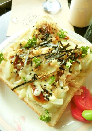 ソース味。蒸かし芋のたぬきトースト-レシピのメイン写真