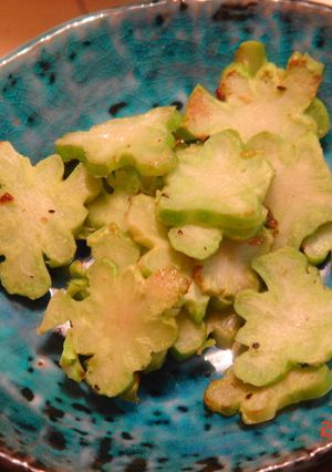 ブロッコリーの茎の炒め物-レシピのメイン写真