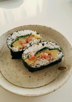 北あかりとイカ塩辛のおにぎらず-レシピのメイン写真