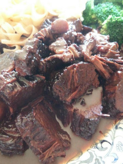 牛肉の赤ワイン煮込み-レシピのメイン写真