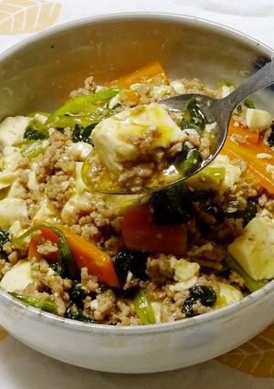 【小麦粉ふりふり】マーボ菜とうふ丼-レシピのメイン写真