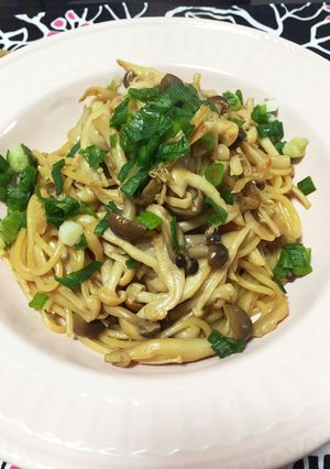 ♔ひとりごはん♔たっぷりきのこ和風パスタ-レシピのメイン写真