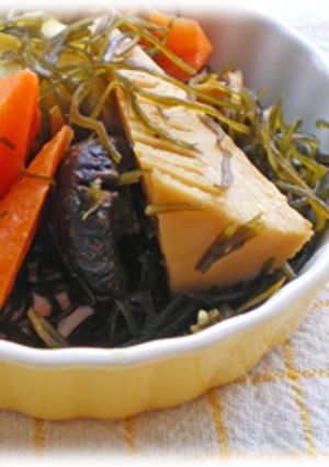 切り昆布と冷蔵庫の野菜の炒め煮-レシピのメイン写真