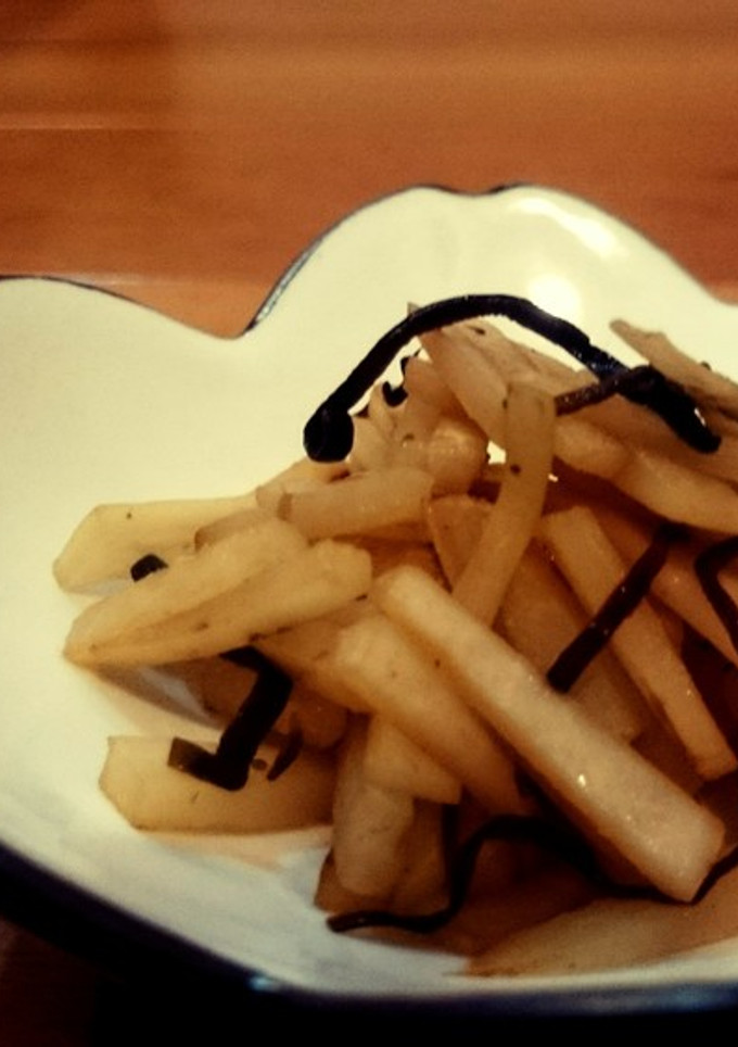 大根の皮の塩昆布炒め-レシピのメイン写真