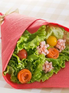 サーモンとハムの花束サラダ-レシピのメイン写真