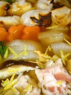 鍋★お雑煮風【ゆず風味香る焼きモチ鍋】♪-レシピのメイン写真