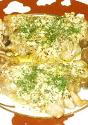 鶏もも肉シメジの簡単バジルチーズソース-レシピのメイン写真