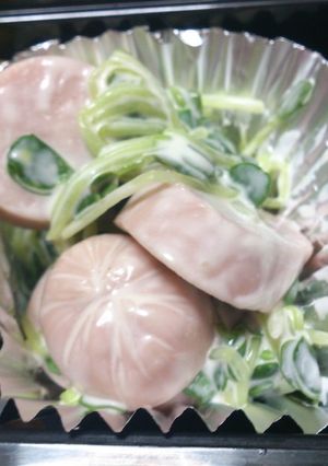 かいわれ大根と魚肉ソーセージで簡単-レシピのメイン写真