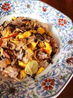 簡単‼️カニカマでカニチャーハン-レシピのメイン写真