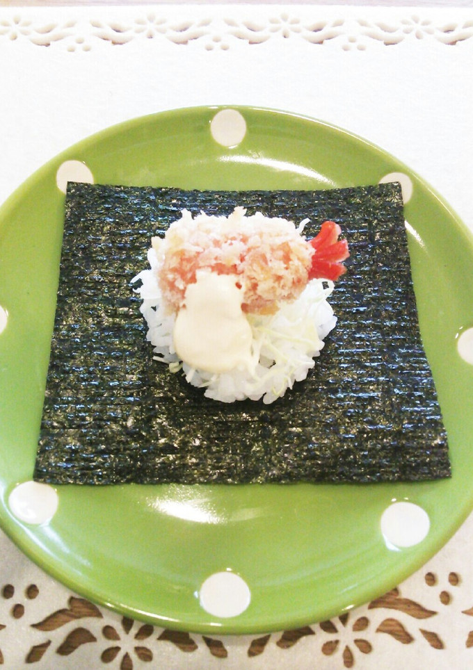 手まきごはん☆赤ウインナーのエビフライ風-レシピのメイン写真