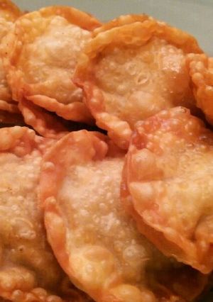 餃子の皮でサクサクUFOカレーミートパイ-レシピのメイン写真