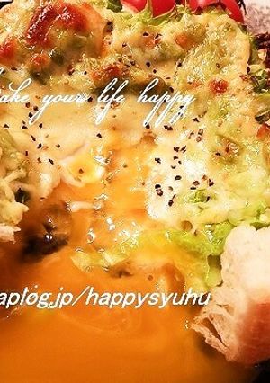 キャベツと黄身溢れる・巣ごもり☆トースト-レシピのメイン写真