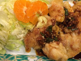 鶏モモ肉を 玉子衣焼きで ネギソース添え