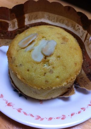 黄色いカップケーキ-レシピのメイン写真