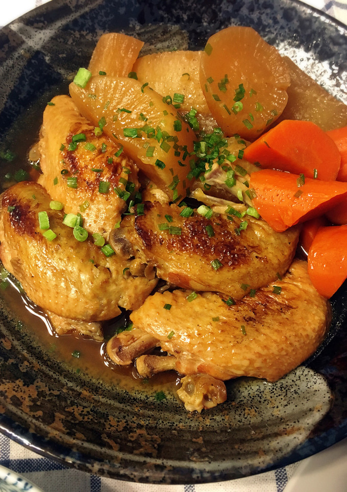 圧力鍋で！だしが香る手羽先と根菜の煮もの-レシピのメイン写真