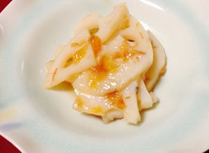 鰹節で出汁いらず☆れんこん☆梅干し鰹煮-レシピのメイン写真