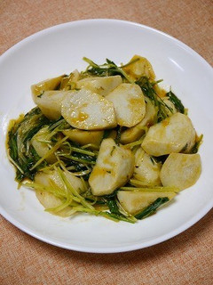 簡単!里芋と水菜のケチャバタ炒め-レシピのメイン写真