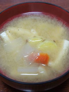 大根・にんじん・さつまいもの味噌汁-レシピのメイン写真