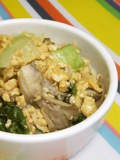 舞茸と青梗菜のオイマヨ卵とじ-レシピのメイン写真