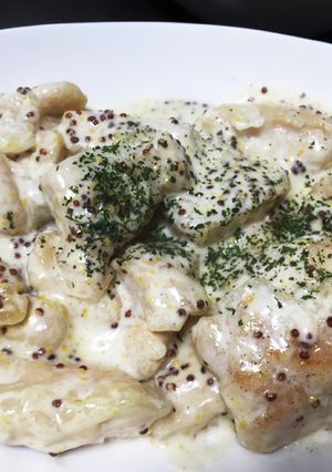 簡単に豪華、鶏むねのマスタードクリーム-レシピのメイン写真