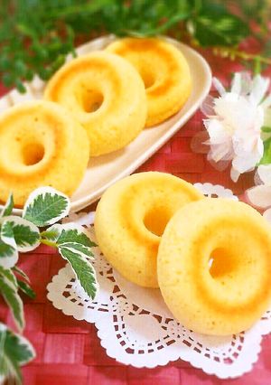 ヨーグルトでモチモチ♡焼きドーナツ-レシピのメイン写真