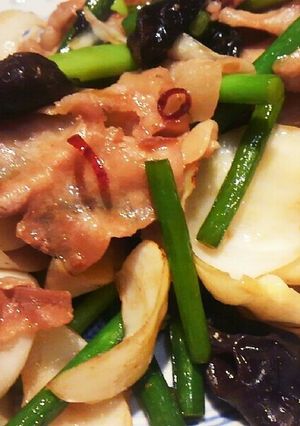豚肉とにんにくの芽の炒めもの-レシピのメイン写真
