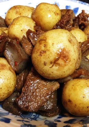 新じゃがと豚肉とこんにゃくの照り煮-レシピのメイン写真