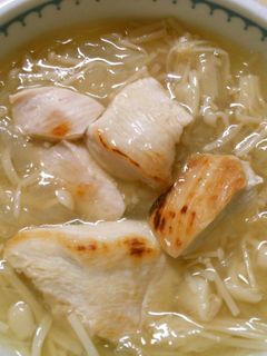 簡単鶏むね肉に玉ねぎえのきの白だし餡掛け-レシピのメイン写真