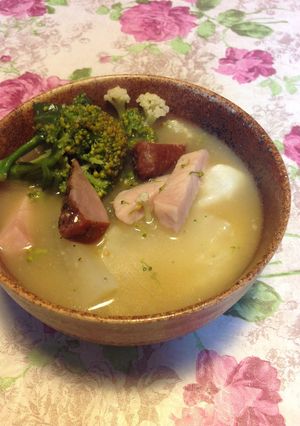 和洋折衷で美味！味噌風味シチュー雑煮♪-レシピのメイン写真