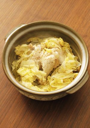 手羽元・白菜・ネギの土鍋蒸し-レシピのメイン写真