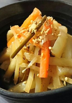捨てないで‼大根皮と出汁ガラ昆布の金平♪-レシピのメイン写真