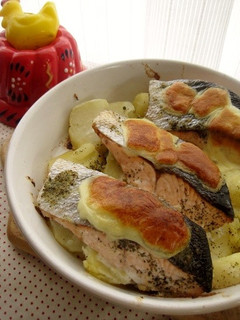 鮭とポテトのチーズ焼き-レシピのメイン写真