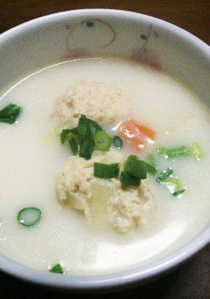 簡単☆鶏だんごの豆乳スープ-レシピのメイン写真